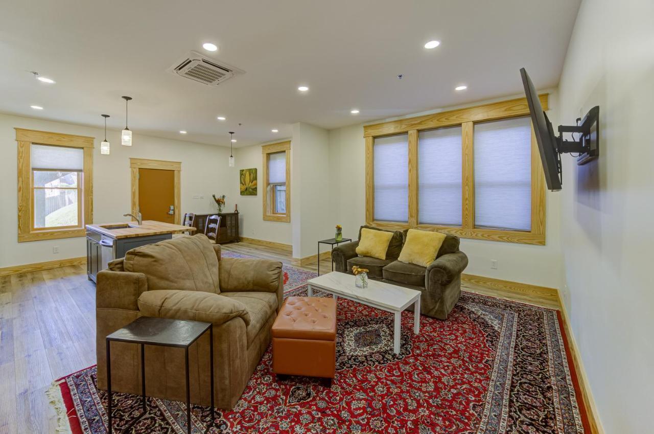 Vacation Home In Downtown Vicksburg! 外观 照片
